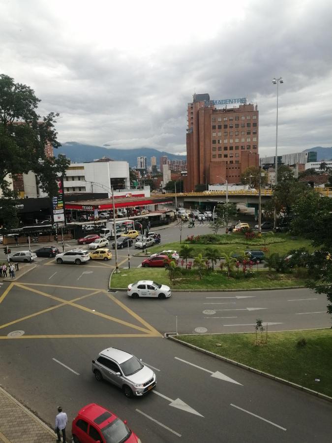 San Diego Aparta Estudios Medellín Eksteriør bilde